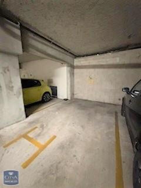  Parking / Garage � louer 