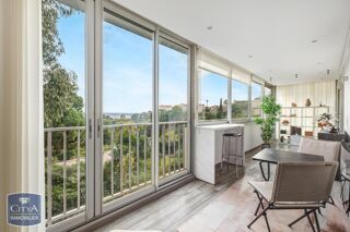  Appartement à louer 2 pièces 53 m²