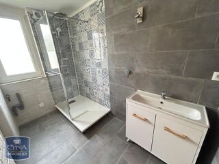  Appartement à louer 3 pièces 67 m²