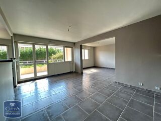  Appartement à louer 3 pièces 93 m²