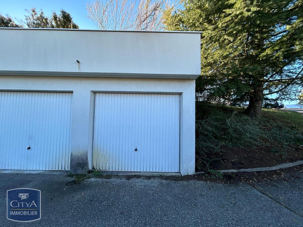 location Parking / Garage Jacob-Bellecombette (73000)