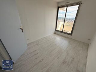  Appartement à louer 4 pièces 69 m²