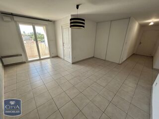  Appartement à louer 3 pièces 58 m²