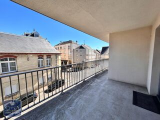  Appartement à louer 3 pièces 87 m²