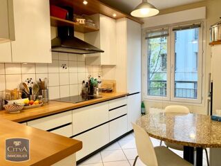  Appartement à louer 3 pièces 78 m²