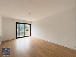  Appartement à louer 3 pièces 69 m²