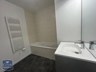  Appartement à louer 2 pièces 48 m²