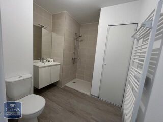  Appartement à louer 2 pièces 40 m²