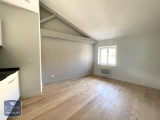  Appartement à louer 2 pièces 38 m²