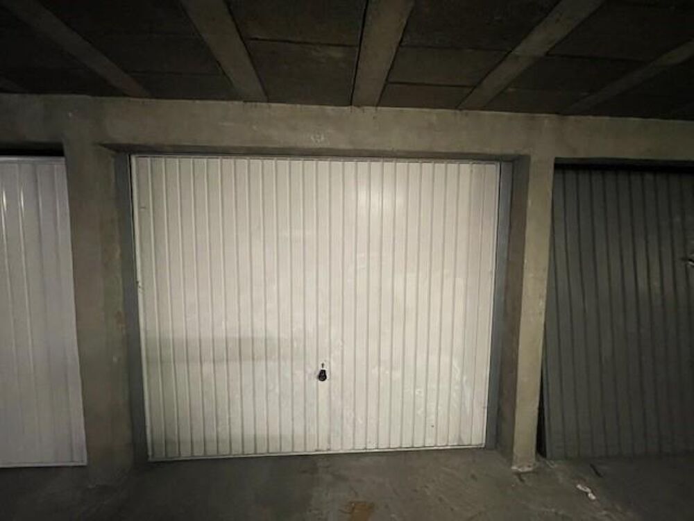 location Parking / Garage Villeurbanne (69100)