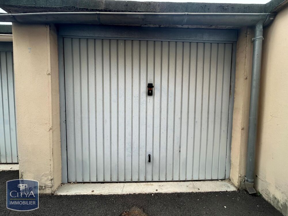 location Parking / Garage - 12 m² Carpentras (84200)