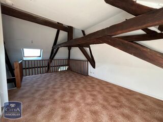  Appartement à louer 3 pièces 82 m²