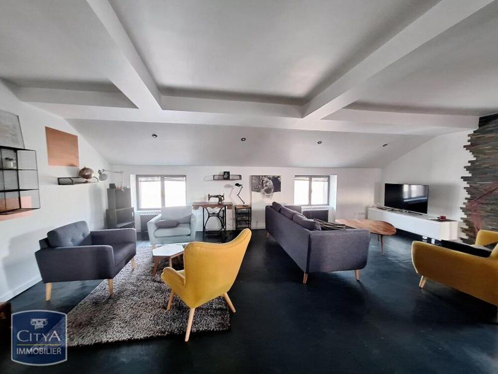 À LOUER : Magnifique appartement rénové de type T3, situ....