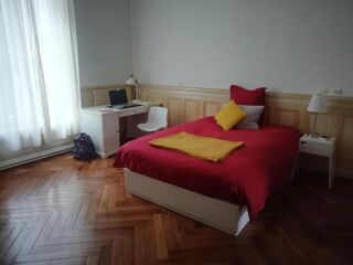  Appartement � louer 4 pi�ces 130 m�