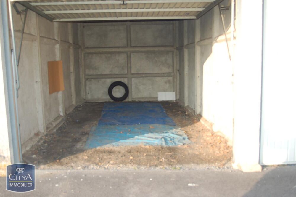 location Parking / Garage - 12 m² Jeumont (59460)