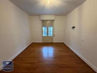  Appartement � louer 3 pi�ces 86 m�