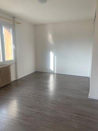  Appartement � louer 3 pi�ces 87 m�