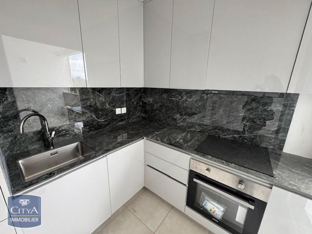 location Appartement - 2 pièce(s) - 43 m² Saint-Genis-Pouilly (01630)