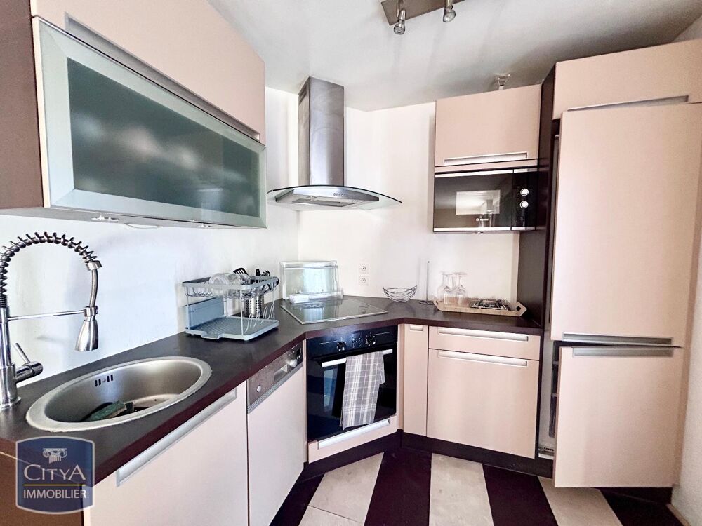 À LOUER : Appartement T2 à Tours, situé en plein coeur du....