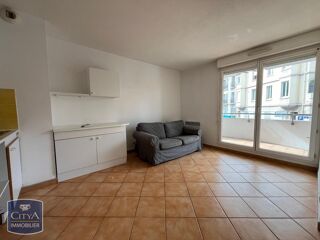 location Appartement - 2 pièce(s) - 34 m² Marseille 5