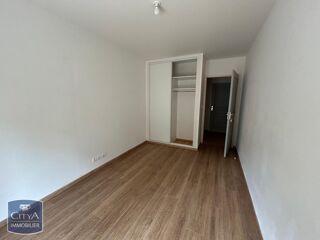  Appartement à louer 4 pièces 93 m²