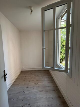 location Appartement - 3 pièce(s) - 43 m² Tours (37000)