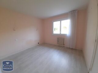  Maison à louer 6 pièces 88 m²