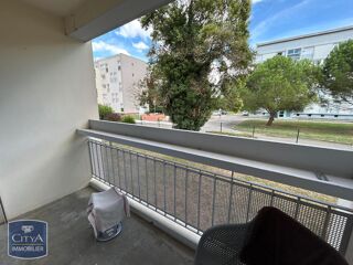  Appartement à louer 4 pièces 75 m²