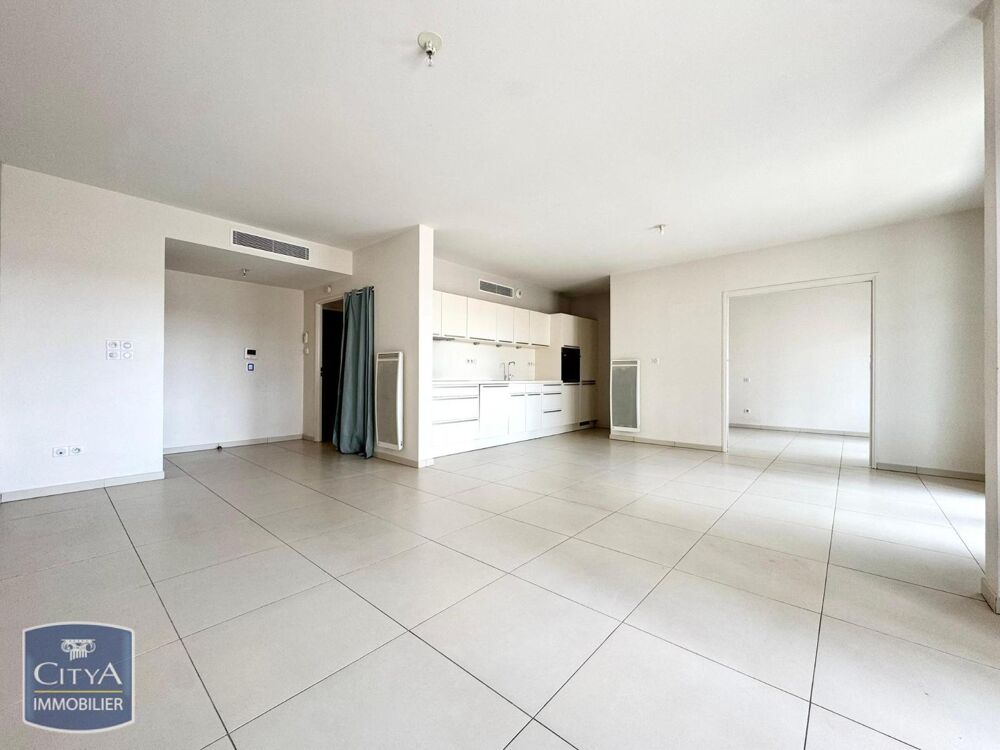 location Appartement - 4 pièce(s) - 96 m² Nimes (30900)