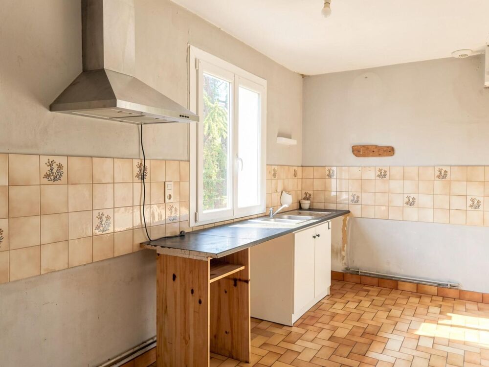 Coup de coeur à THUEYTS - 25 minutes d'AUBENAS Maison F4 ....