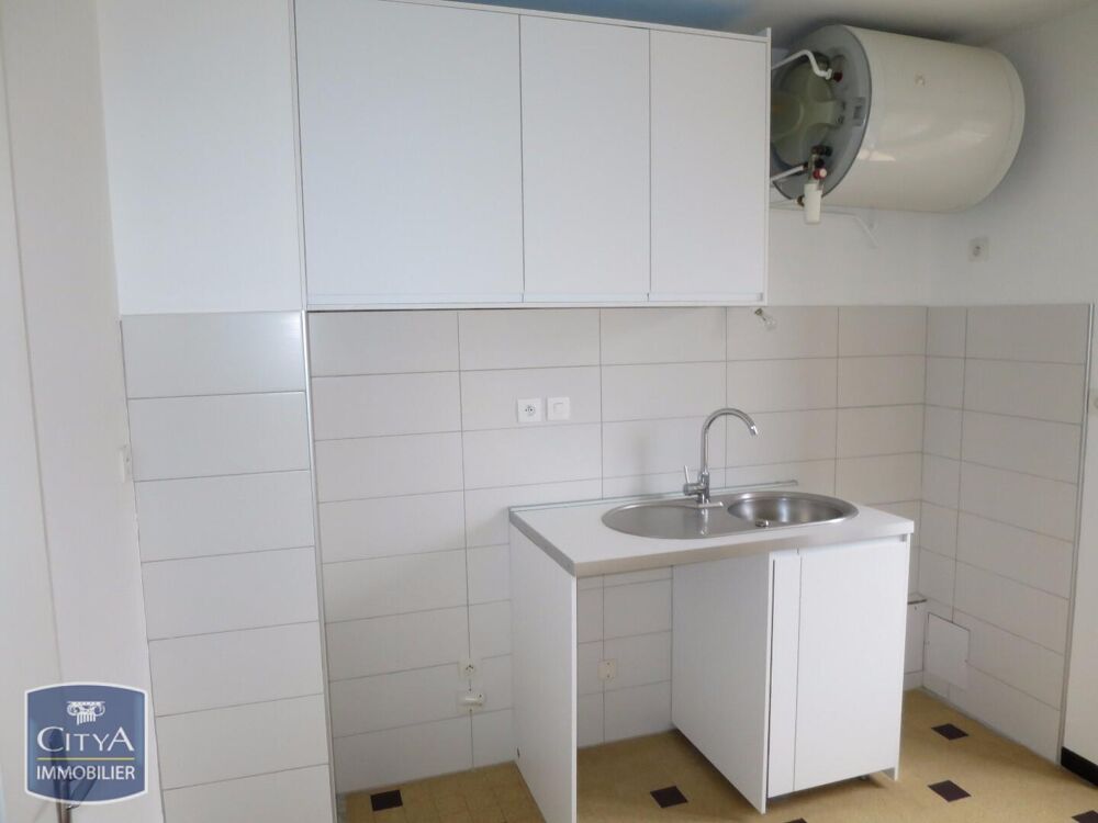 À LOUER : Appartement T1 situé à Goncelin, dans le dépar....
