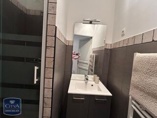  Appartement à louer 2 pièces 45 m²