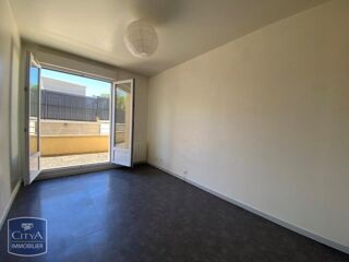  Appartement à louer 2 pièces 45 m²