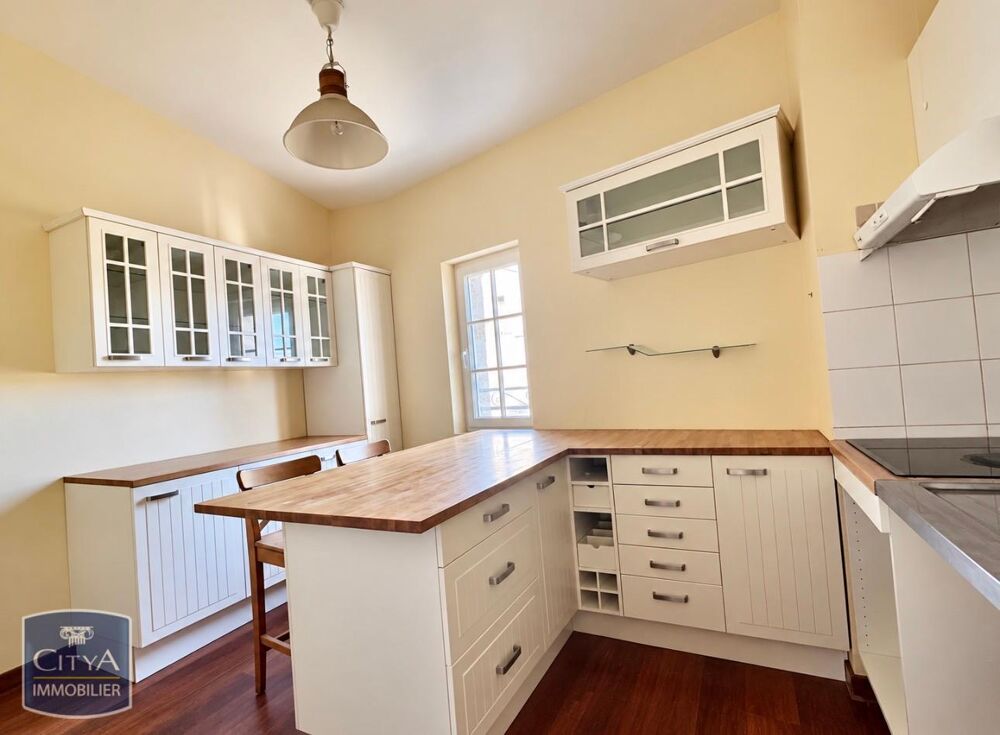 location Appartement - 4 pièce(s) - 104 m² Coutras (33230)