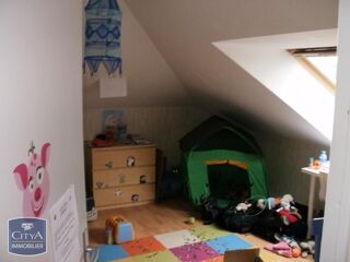  Appartement à louer 5 pièces 107 m² Angers