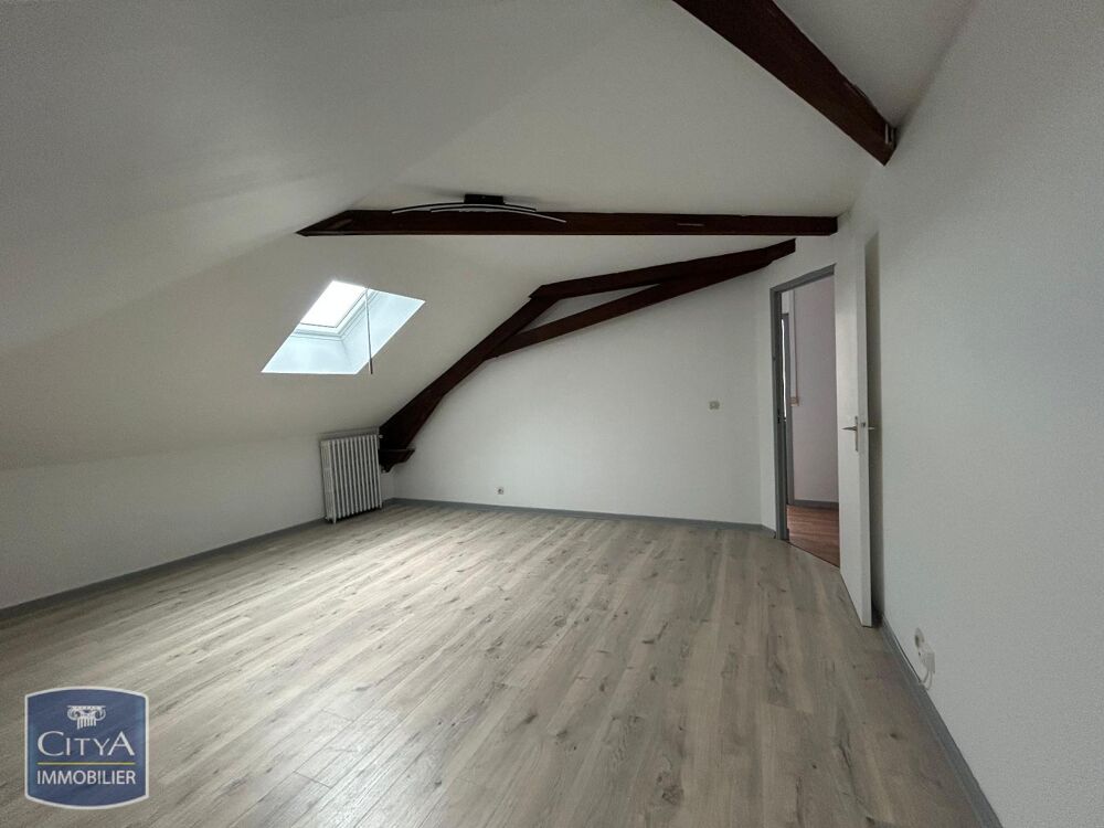 location Appartement - 5 pièce(s) - 123 m² Le Blanc (36300)