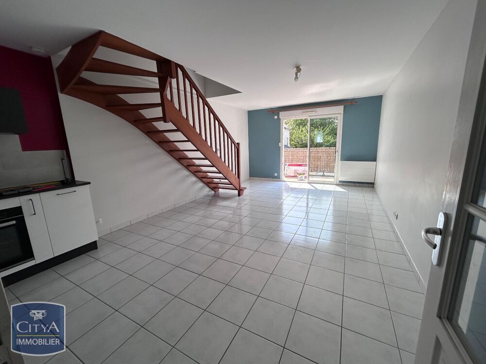 À LOUER : APPARTEMENT T3 SUR PELLOUAILLES Appartement T3....