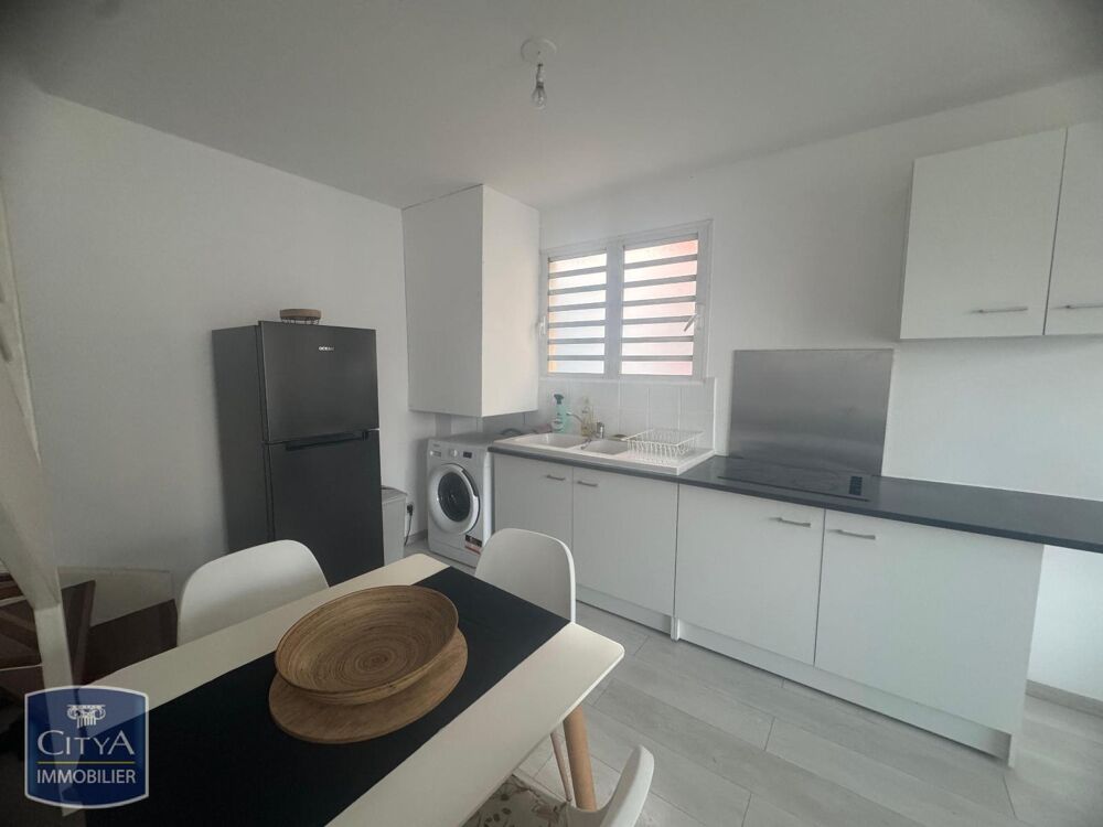 location Appartement - 2 pièce(s) - 37 m² Saint-Denis (97400)