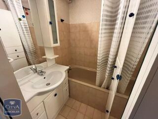  Appartement à louer 1 pièce 28 m²