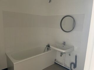  Appartement à louer 1 pièce 32 m²