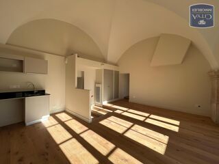  Appartement à louer 2 pièces 50 m²