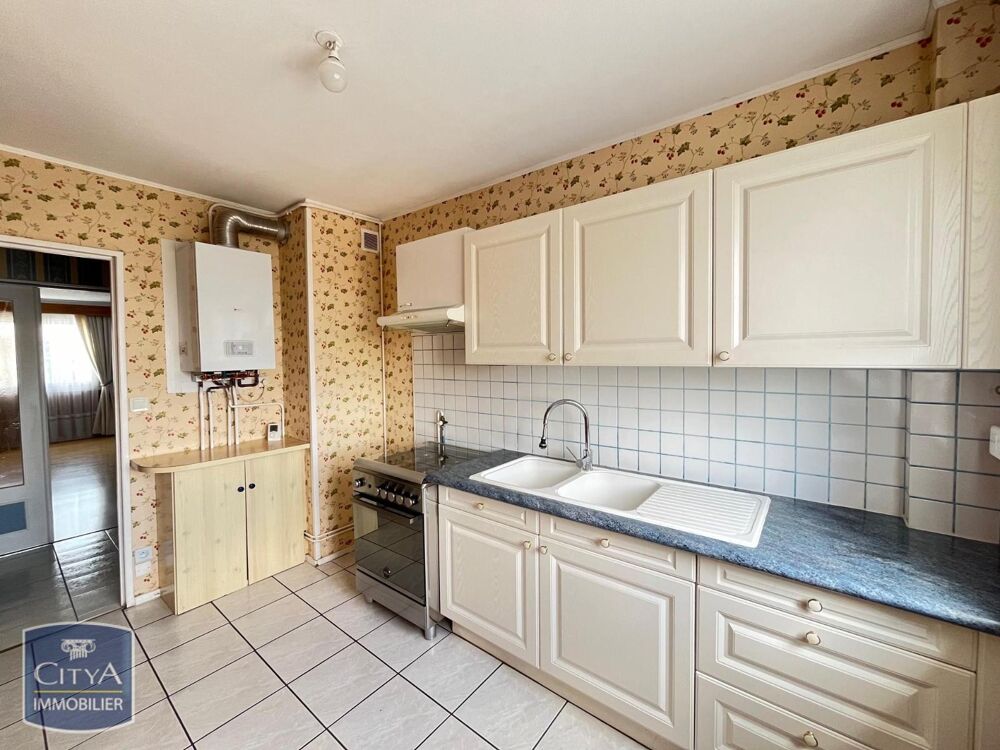 À LOUER : Découvrez cet appartement spacieux et lumineux....