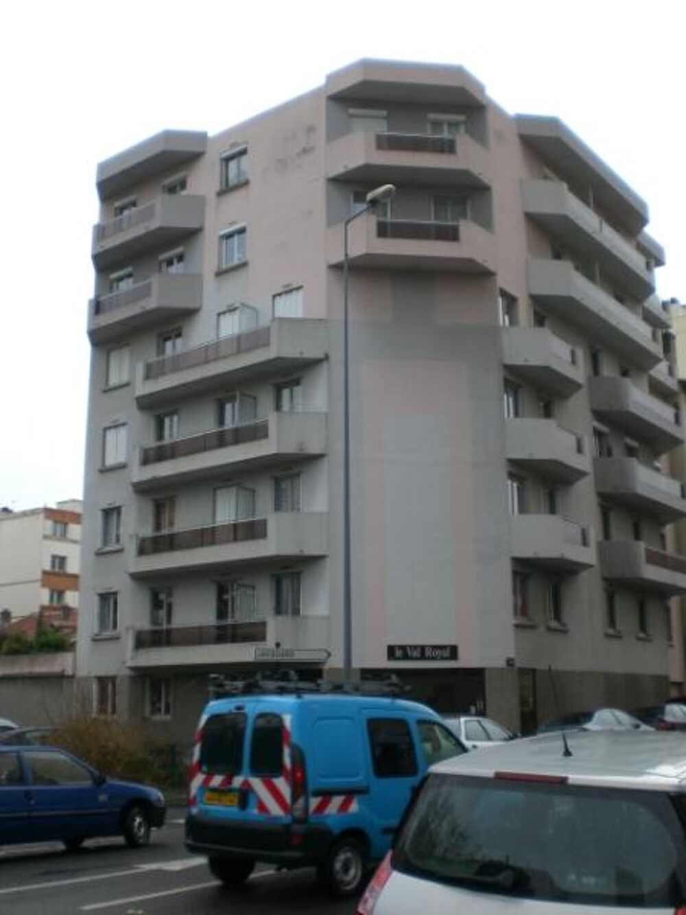 F3 ST ETIENNE NORD- Rue Albert Premier dans copropriété-....