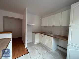  Appartement à louer 3 pièces 70 m²