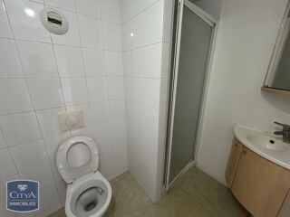  Appartement à louer 2 pièces 33 m²