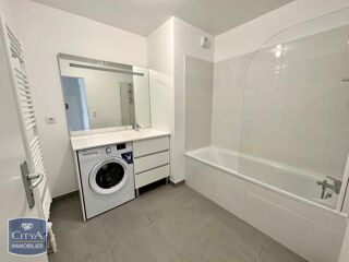  Appartement à louer 3 pièces 67 m²