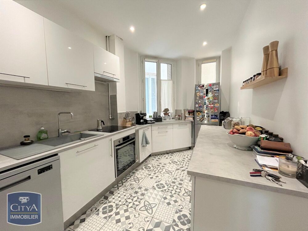 location Appartement - 3 pièce(s) - 88 m² Toulon (83000)