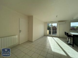  Appartement à louer 2 pièces 50 m²