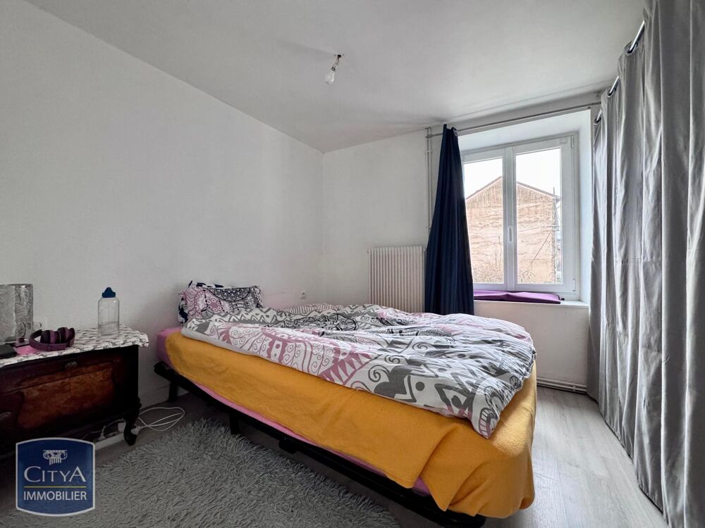 À LOUER : Découvrez cette charmante maison T3 située à B....