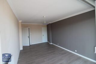  Appartement à louer 4 pièces 89 m²